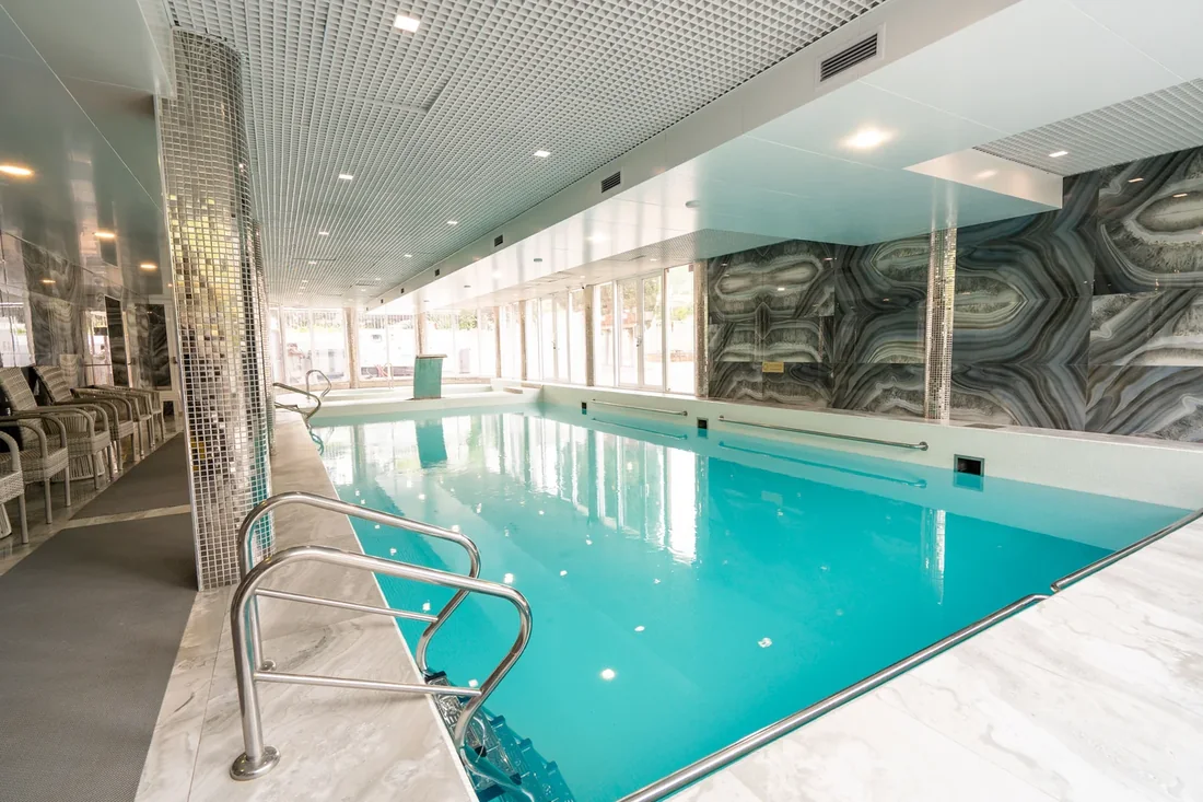 SPA-комплекс «Круиз» в Адлере — бассейн и термальная зона