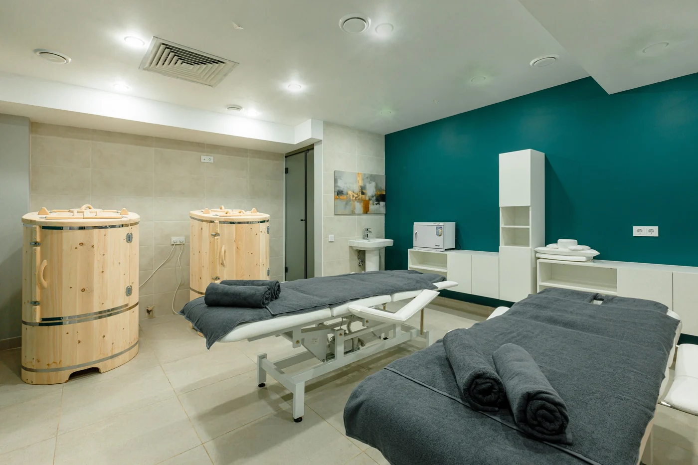 Кедровые фитобочки в SPA-комплексе «Лазурь» в Адлере